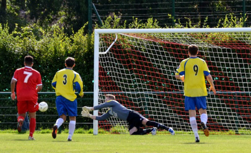 CDG v Walton & Hersham 09/07/2013